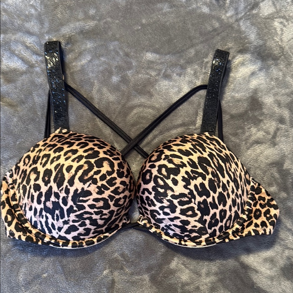 Victoria Secret 34DD BOMBSHELL Leopard bikini top